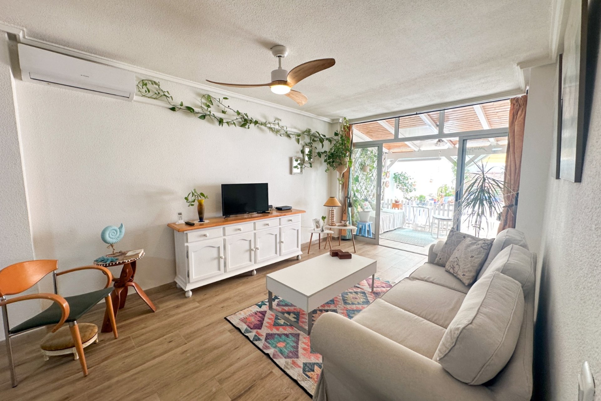 Reventa - apartment -
Torrevieja - Center