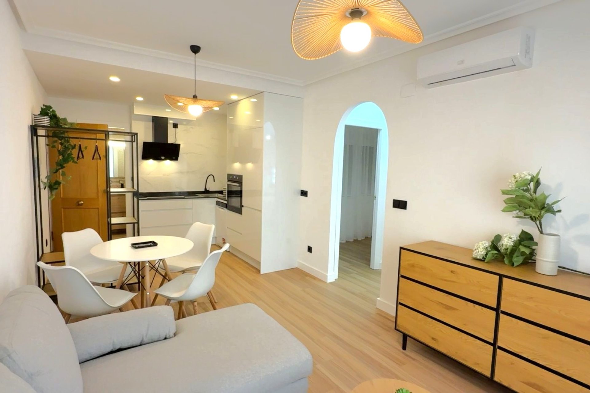 Reventa - apartment -
Torrevieja - Costa Blanca