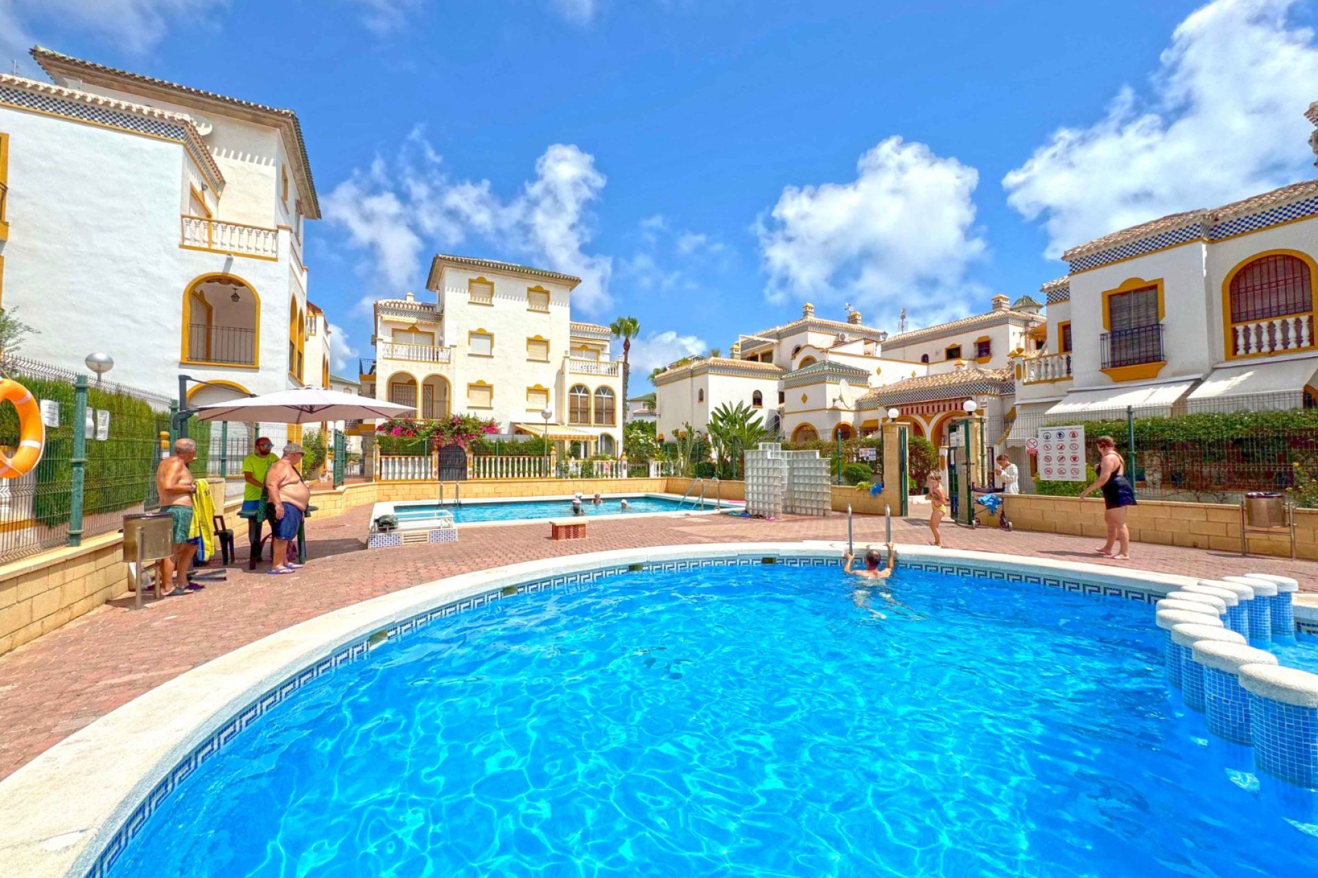 Reventa - apartment -
Torrevieja - La Mata