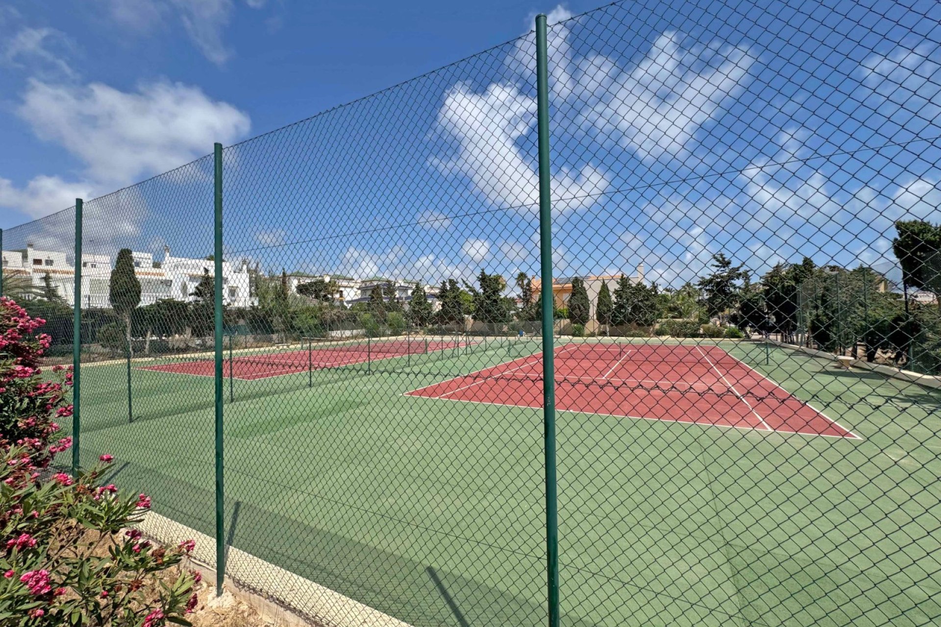 Reventa - apartment -
Torrevieja - La Mata