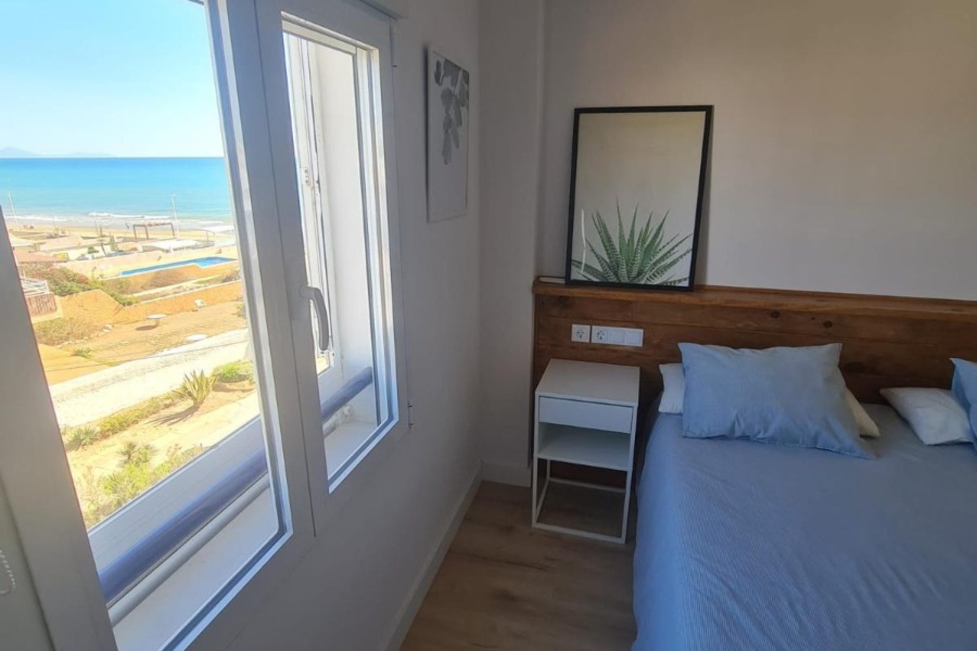 Reventa - apartment -
Torrevieja - La Mata