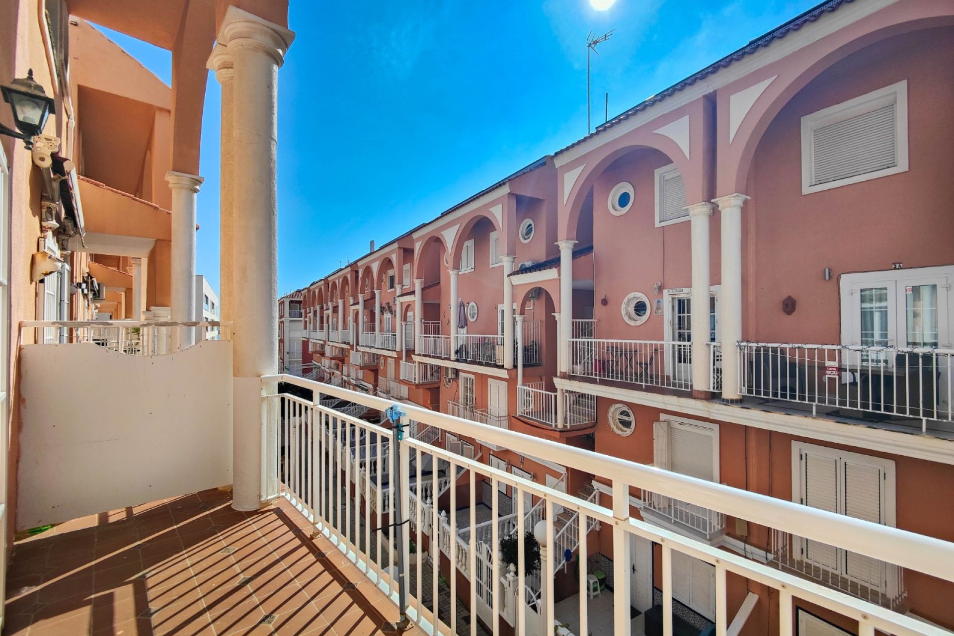 Reventa - apartment -
Torrevieja - La Mata
