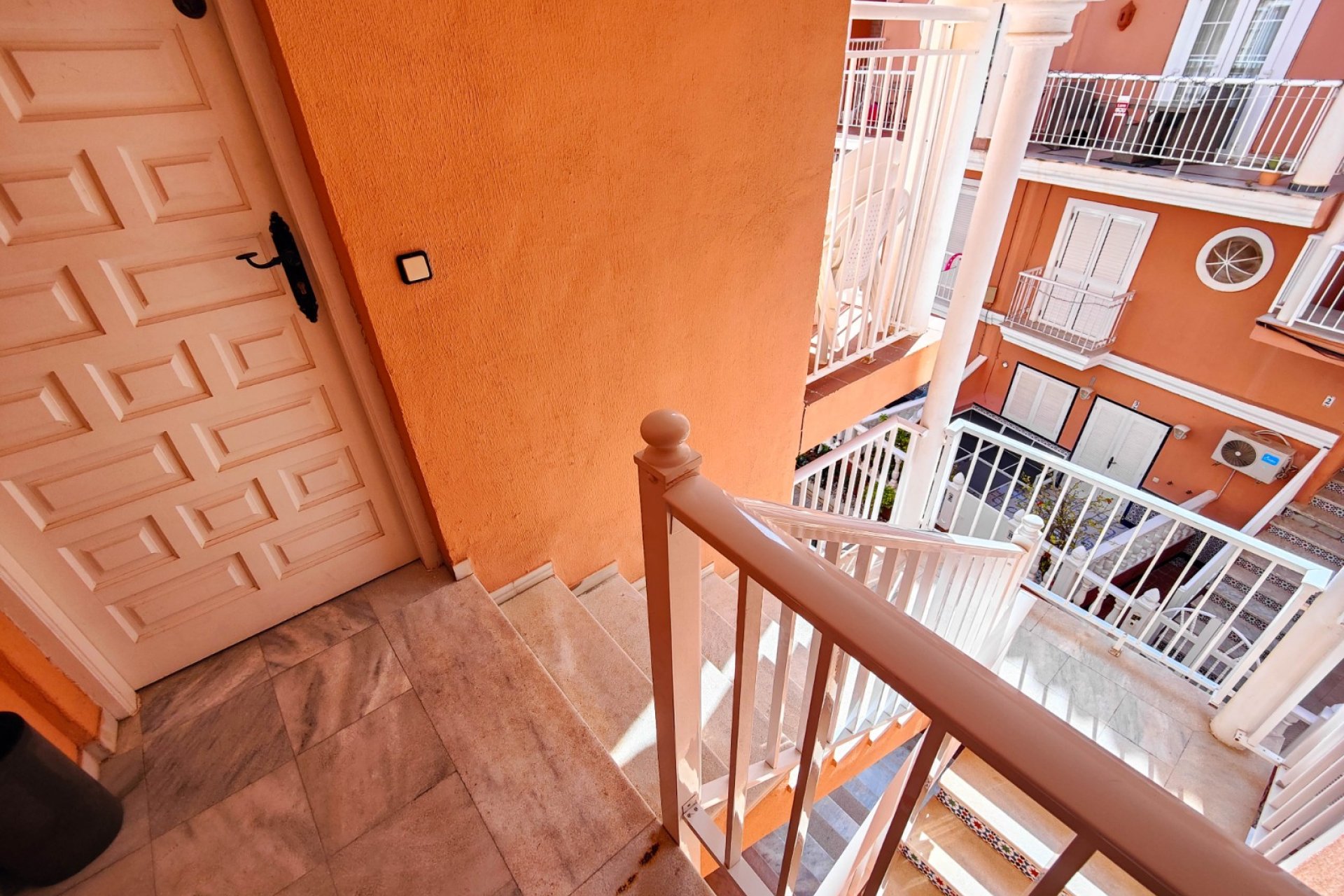 Reventa - apartment -
Torrevieja - La Mata