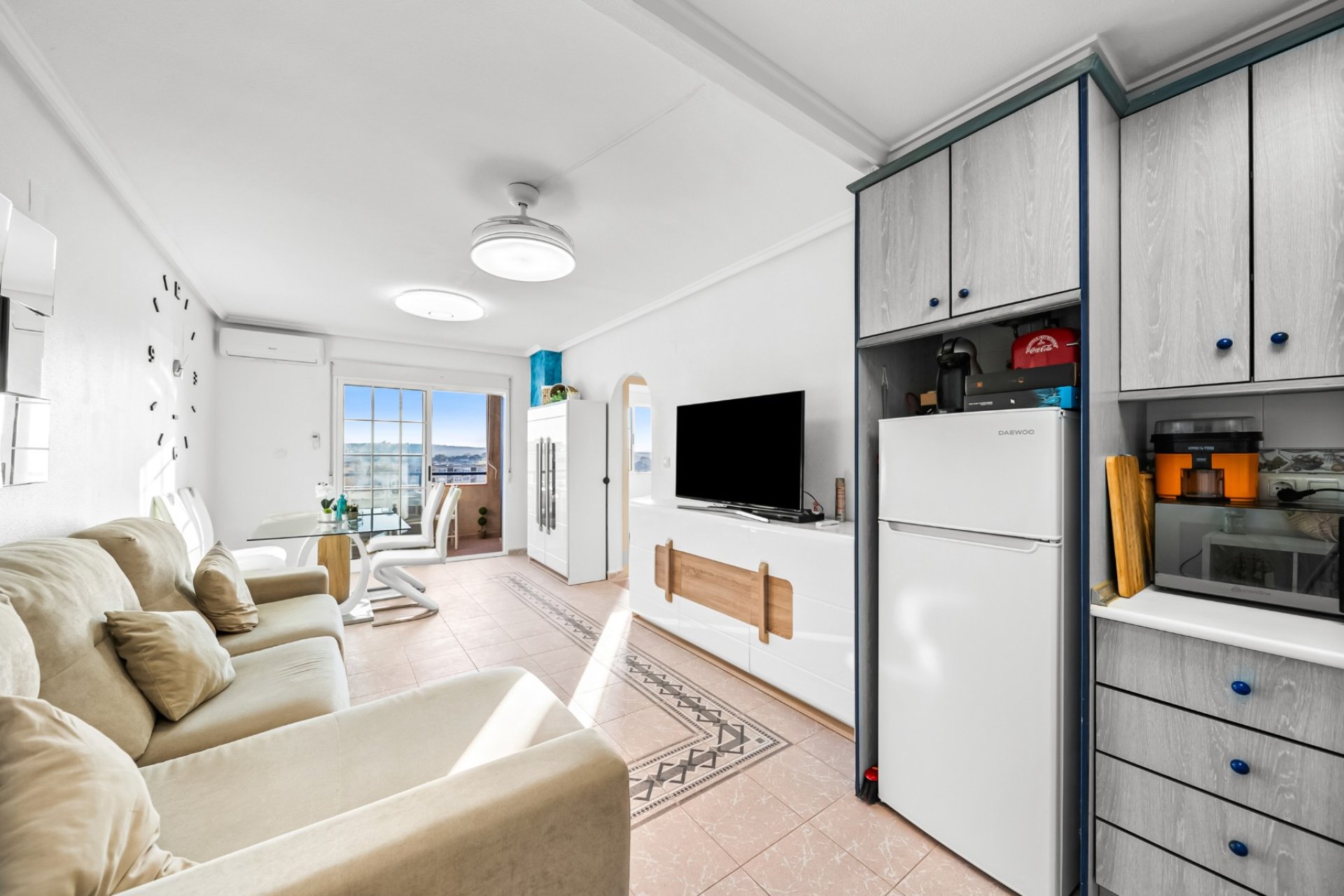 Reventa - apartment -
Torrevieja - La Mata