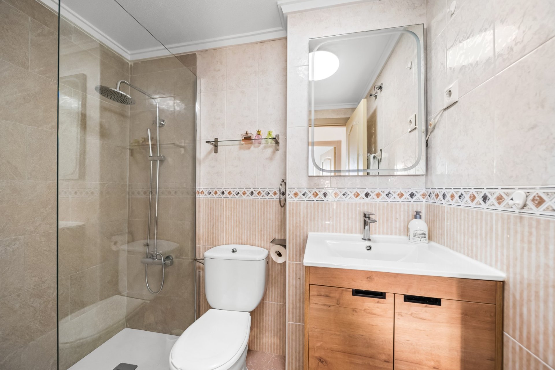 Reventa - apartment -
Torrevieja - La Mata