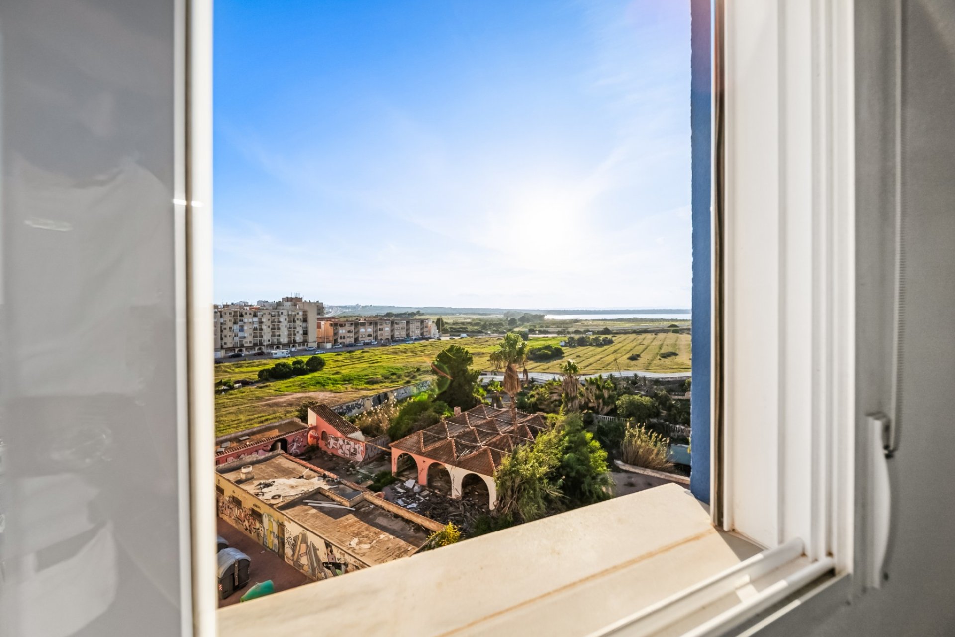 Reventa - apartment -
Torrevieja - La Mata