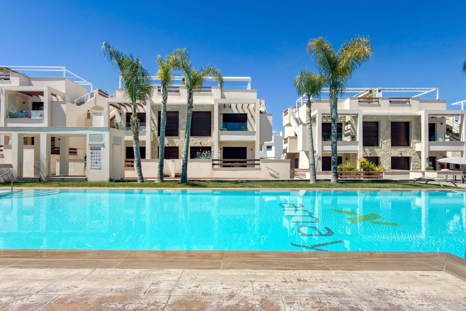 Reventa - apartment -
Torrevieja - Los Balcones