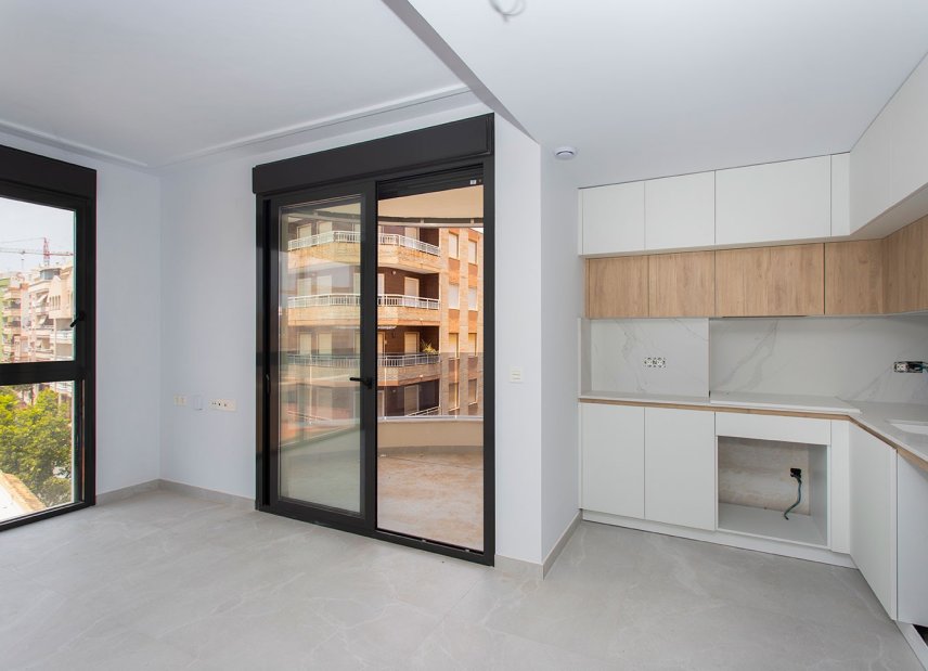 Reventa - apartment -
Torrevieja - Playa del Cura
