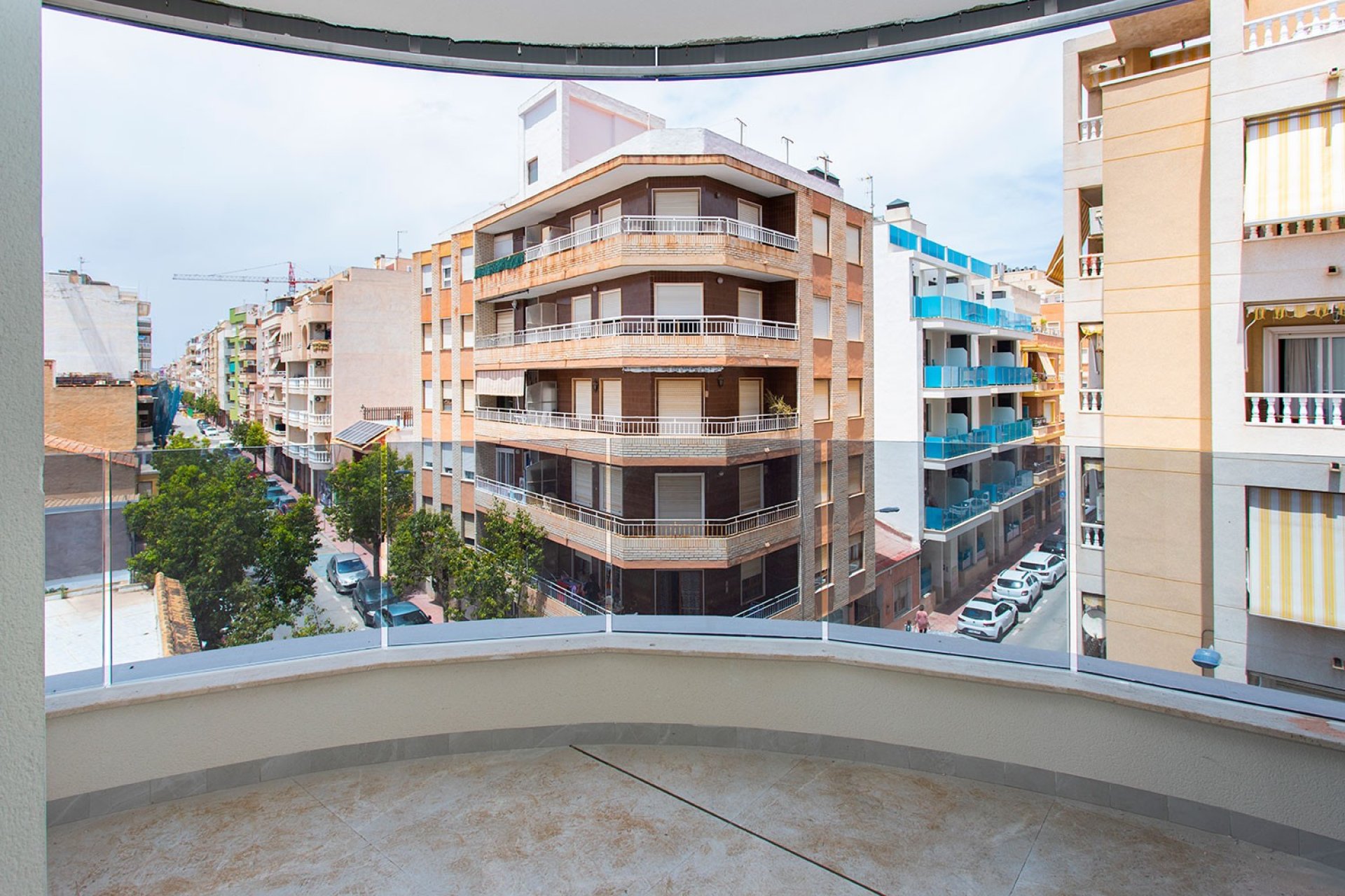 Reventa - apartment -
Torrevieja - Playa del Cura