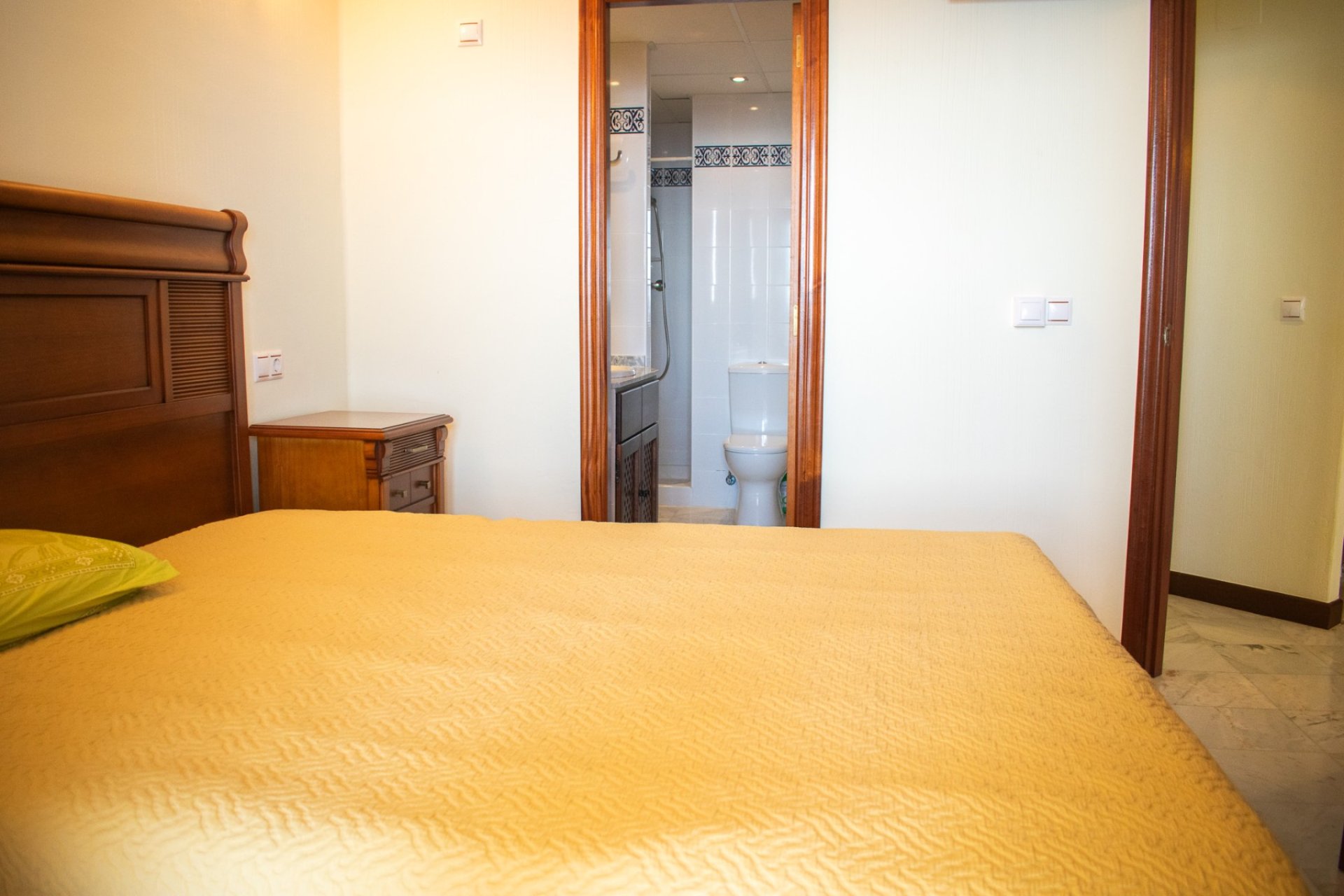 Reventa - apartment -
Torrevieja - Playa Los Locos