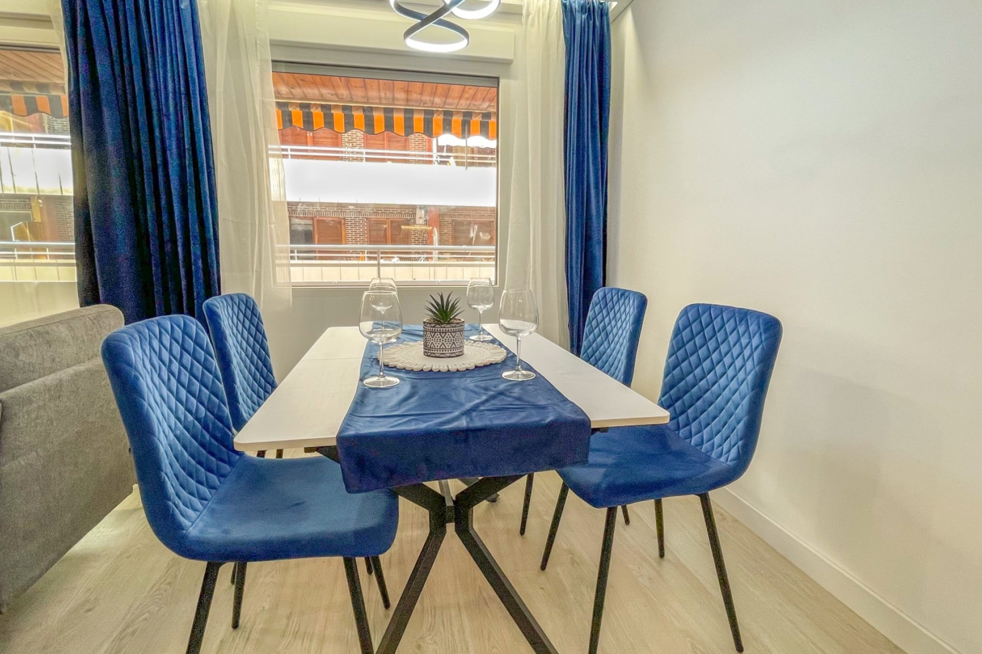 Reventa - apartment -
Torrevieja - Playa Los Naufragos