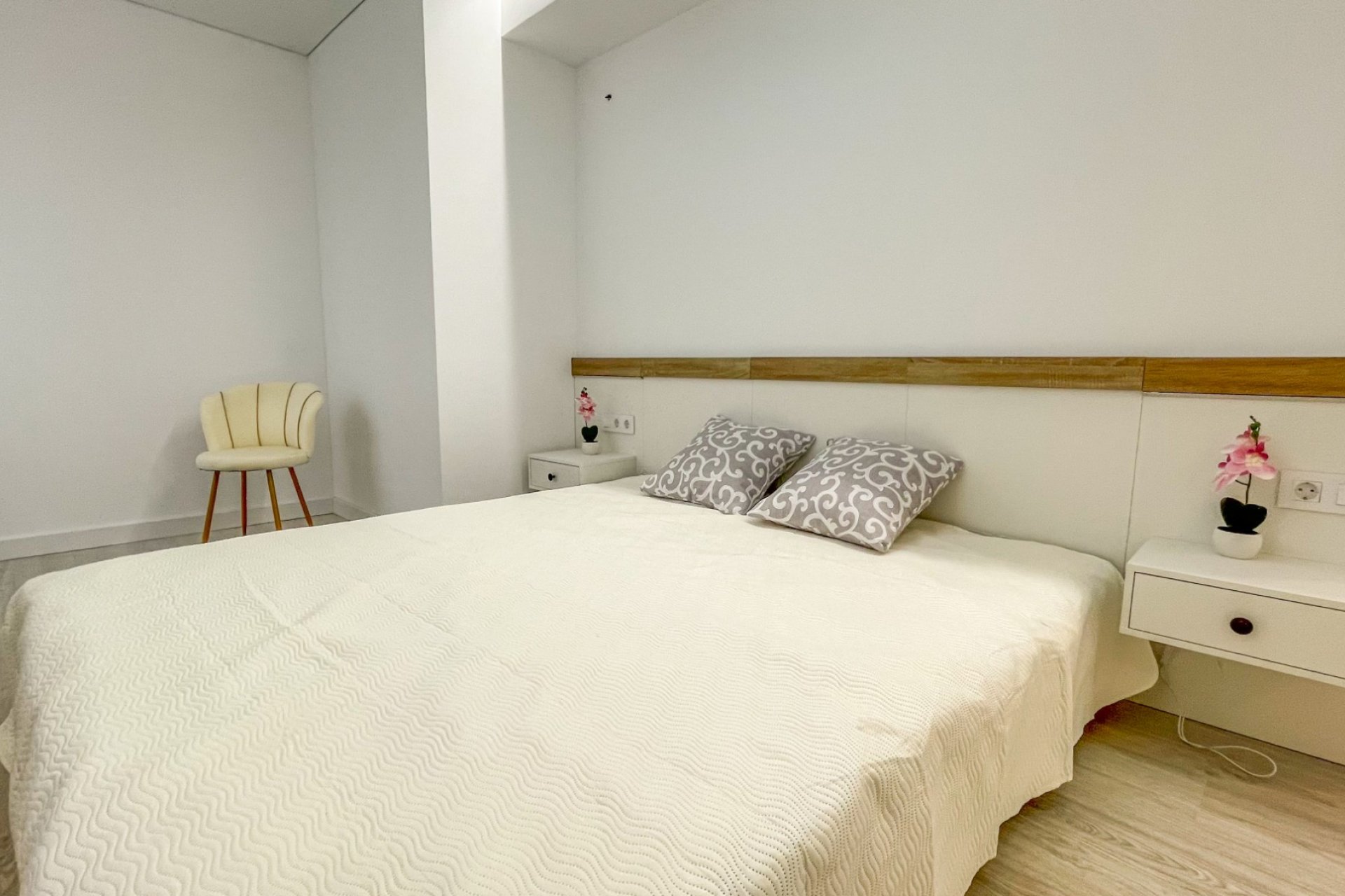 Reventa - apartment -
Torrevieja - Playa Los Naufragos