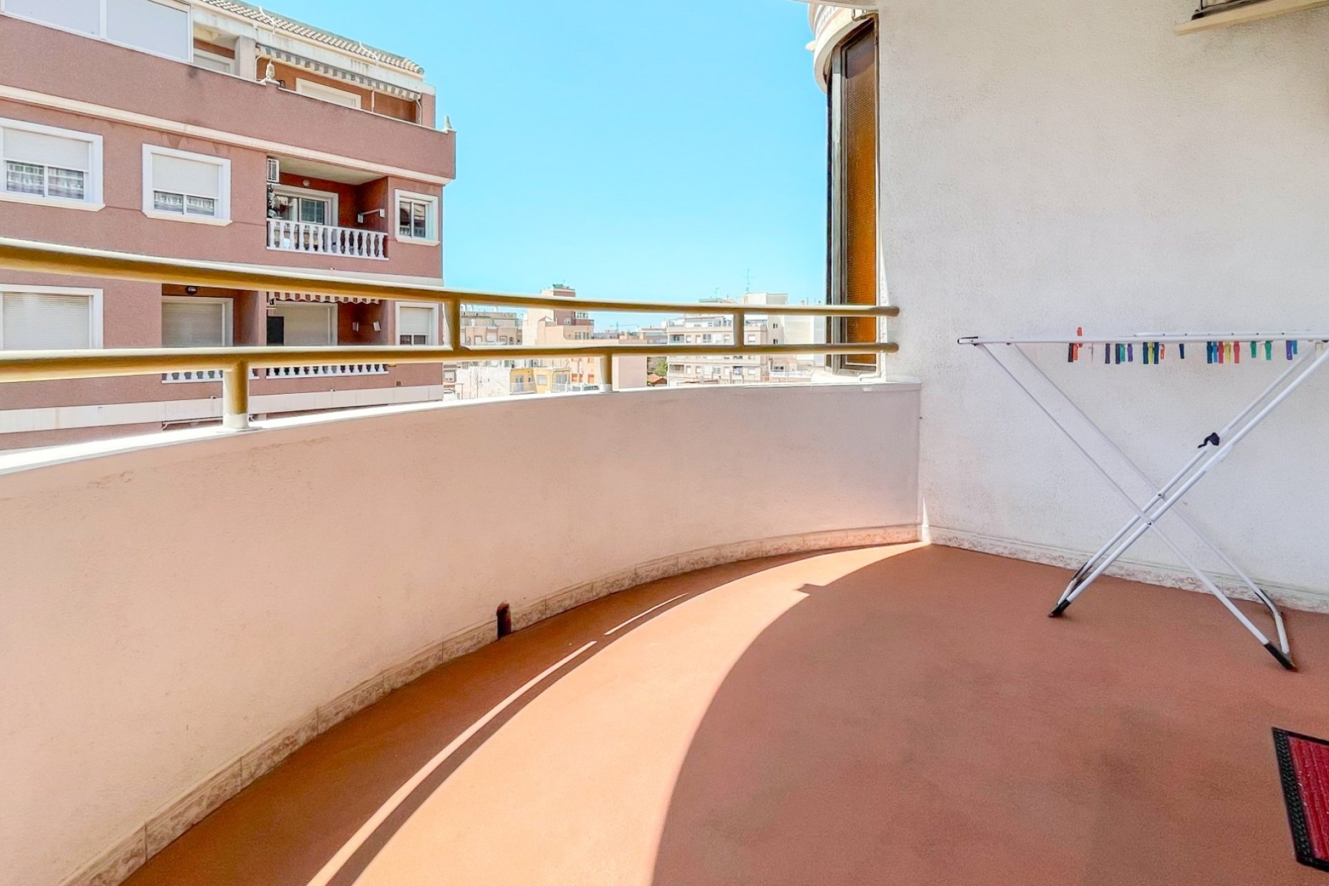 Reventa - apartment -
Torrevieja - Playa Los Naufragos