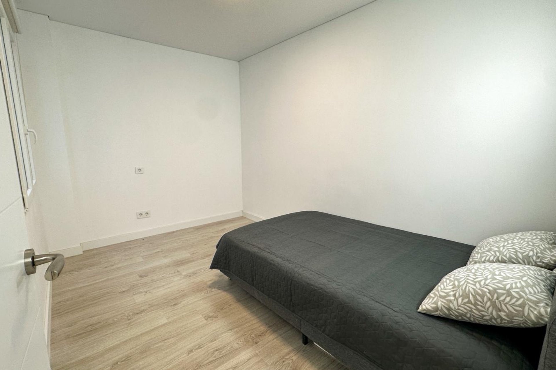 Reventa - apartment -
Torrevieja - Playa Los Naufragos