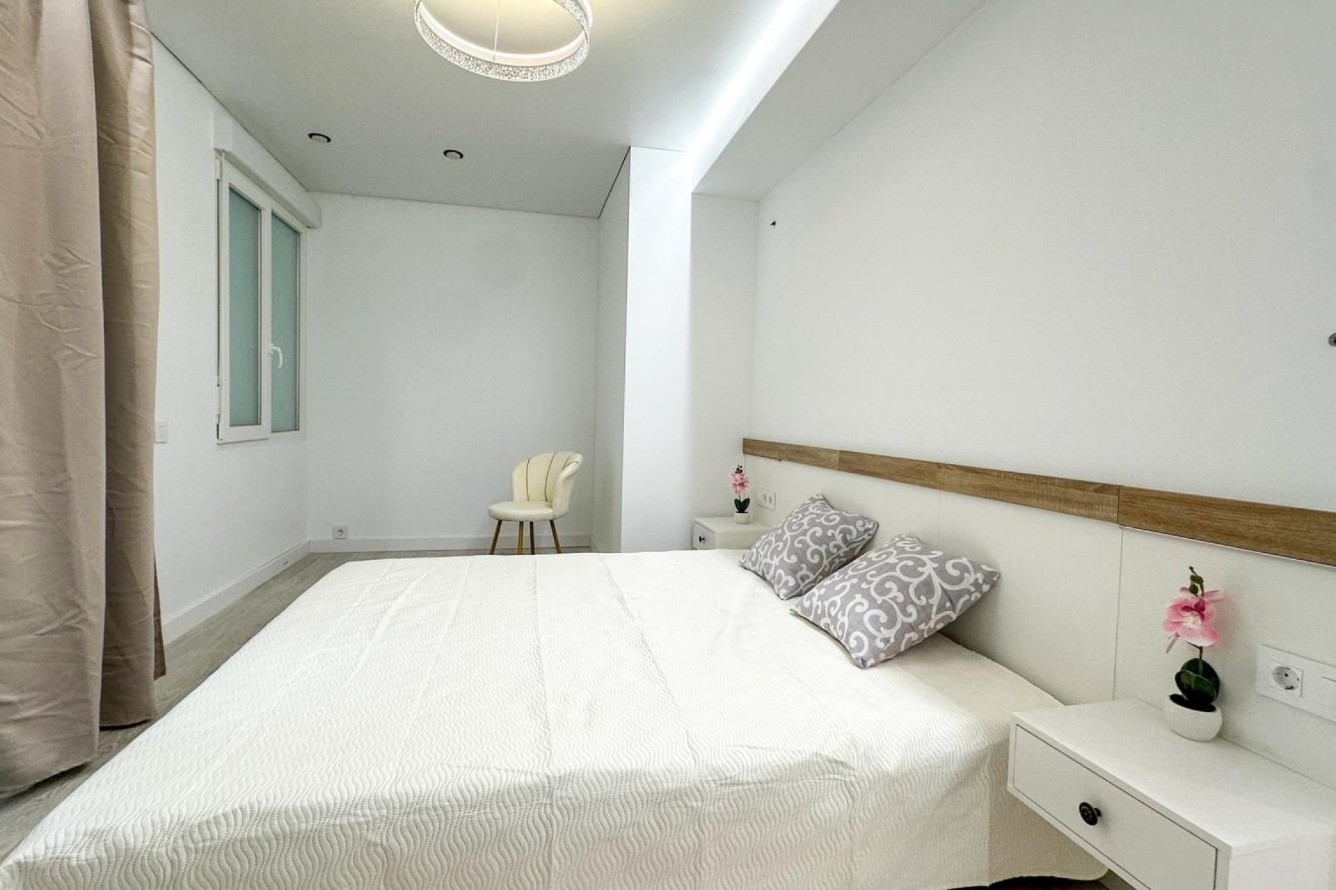 Reventa - apartment -
Torrevieja - Playa Los Naufragos