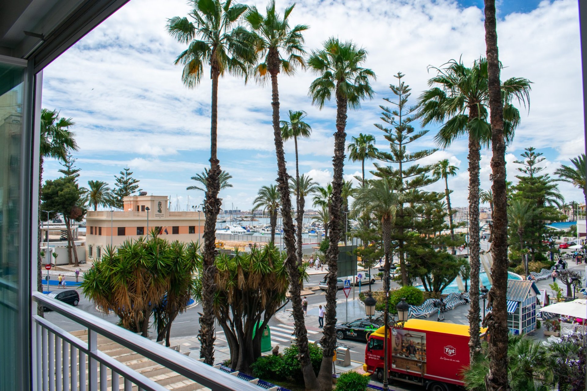 Reventa - apartment -
Torrevieja
