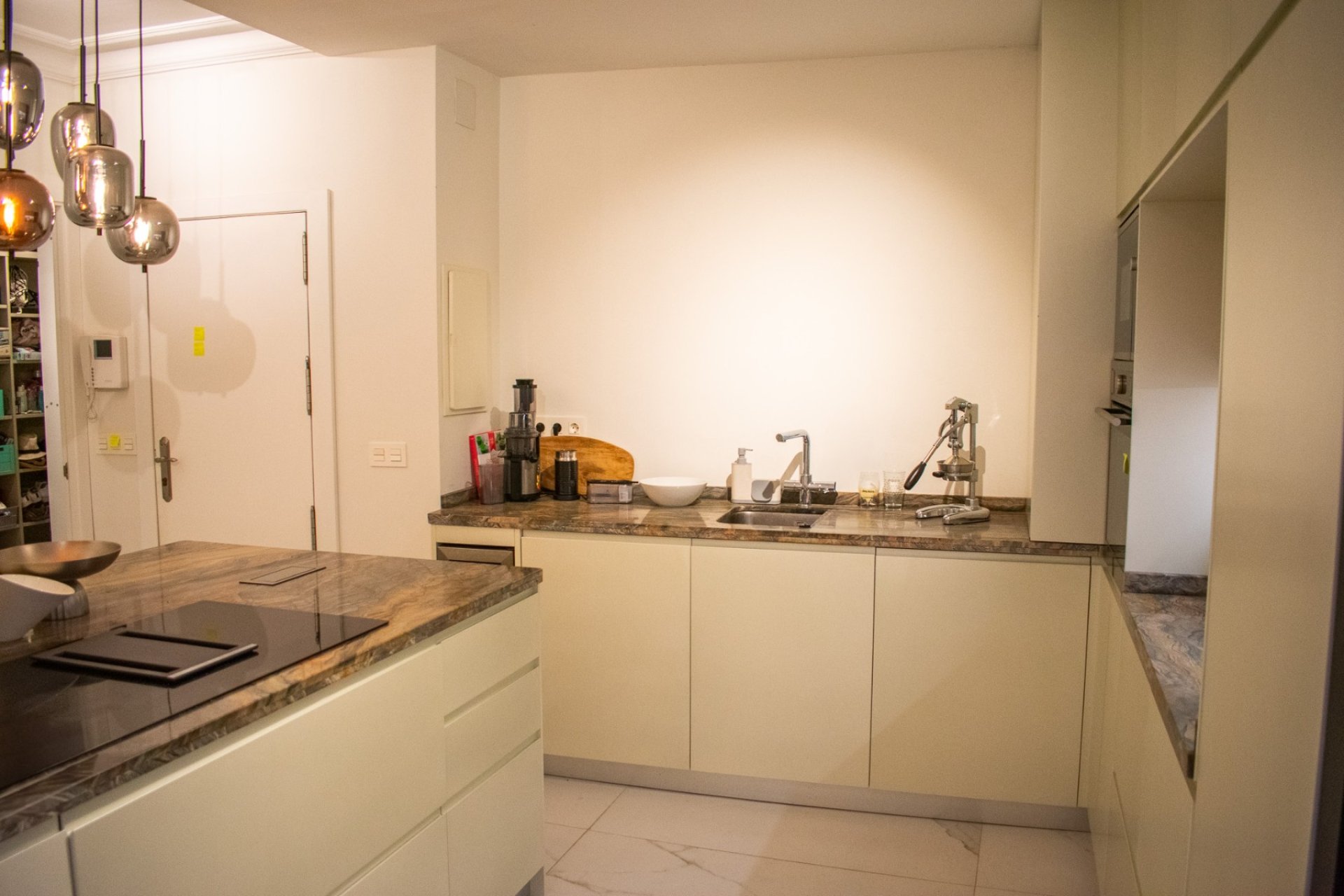 Reventa - apartment -
Torrevieja