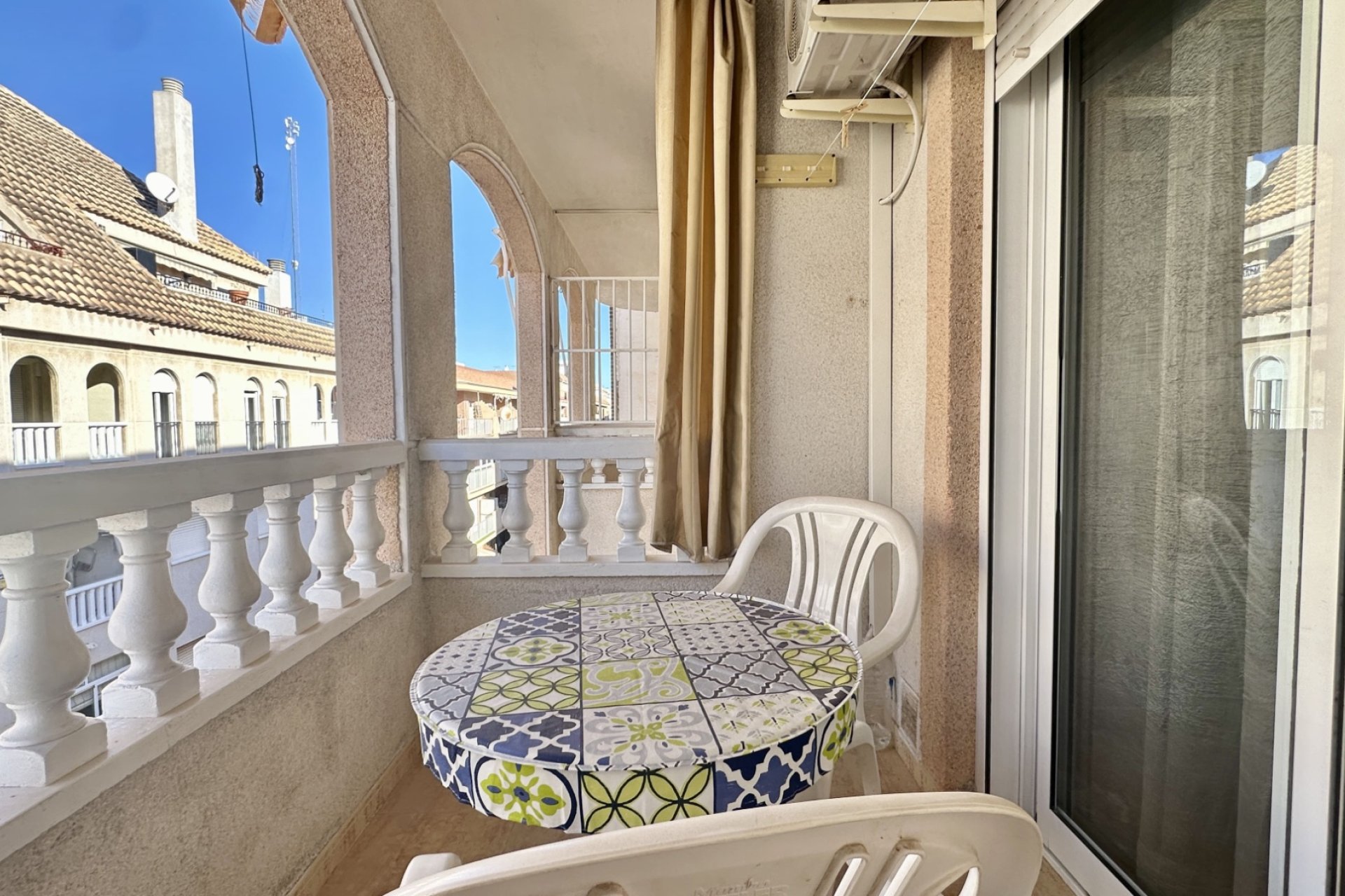 Reventa - apartment -
Torrevieja