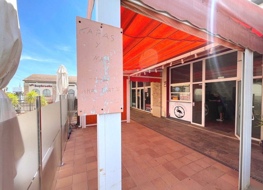 Reventa - Comercial -
Algorfa - La finca Golf