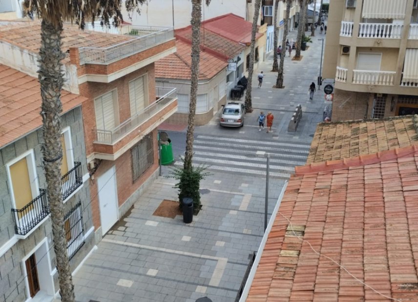 Reventa - Comercial -
Torrevieja - Costa Blanca