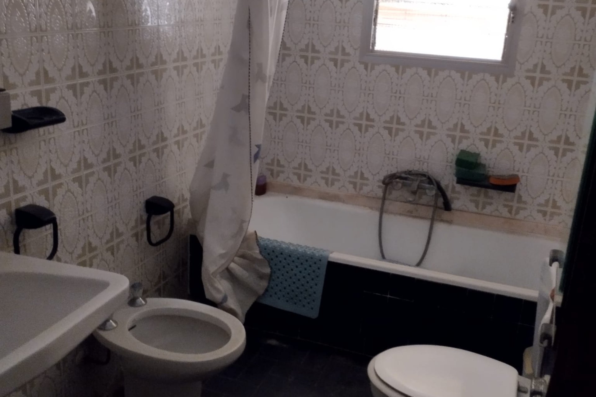 Reventa - Comercial -
Torrevieja - Costa Blanca