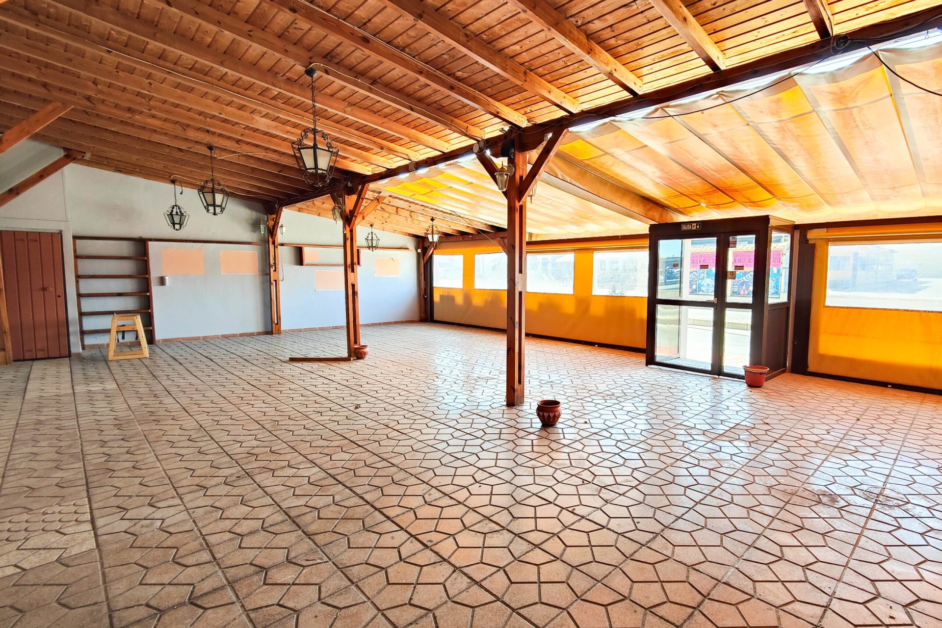 Reventa - Comercial -
Torrevieja - La Siesta