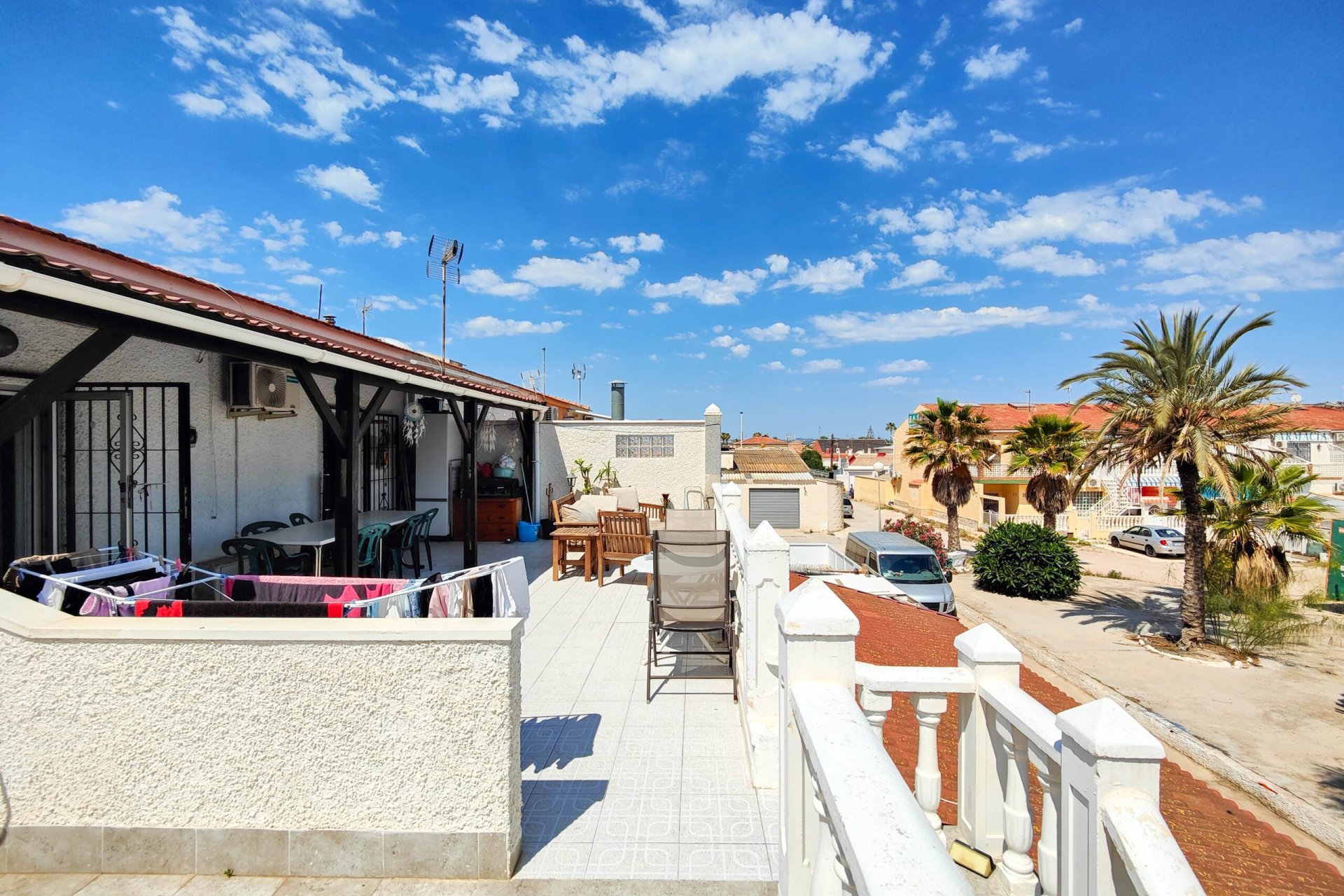 Reventa - Comercial -
Torrevieja - La Siesta