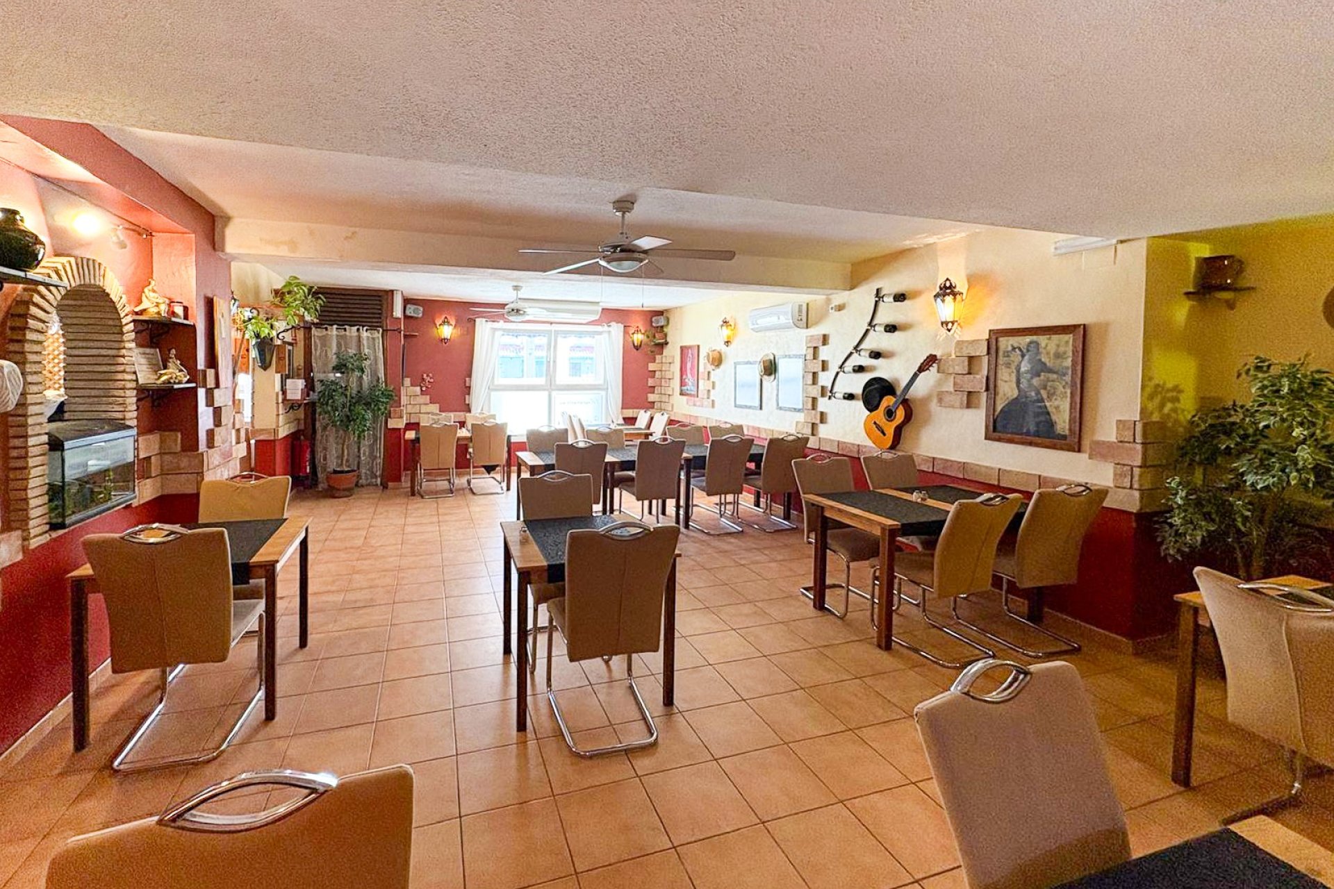 Reventa - Comercial -
Torrevieja - La veleta