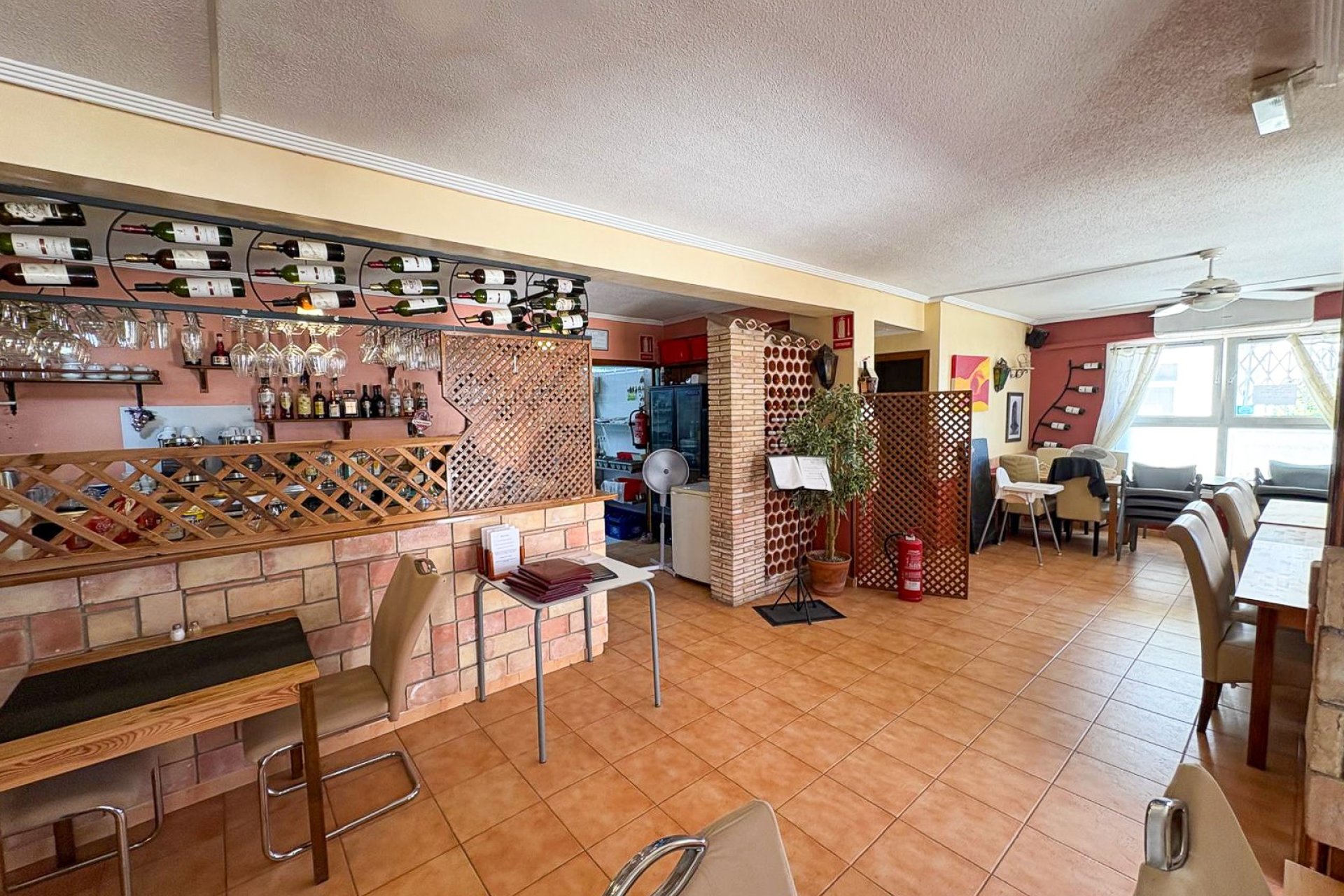 Reventa - Comercial -
Torrevieja - La veleta
