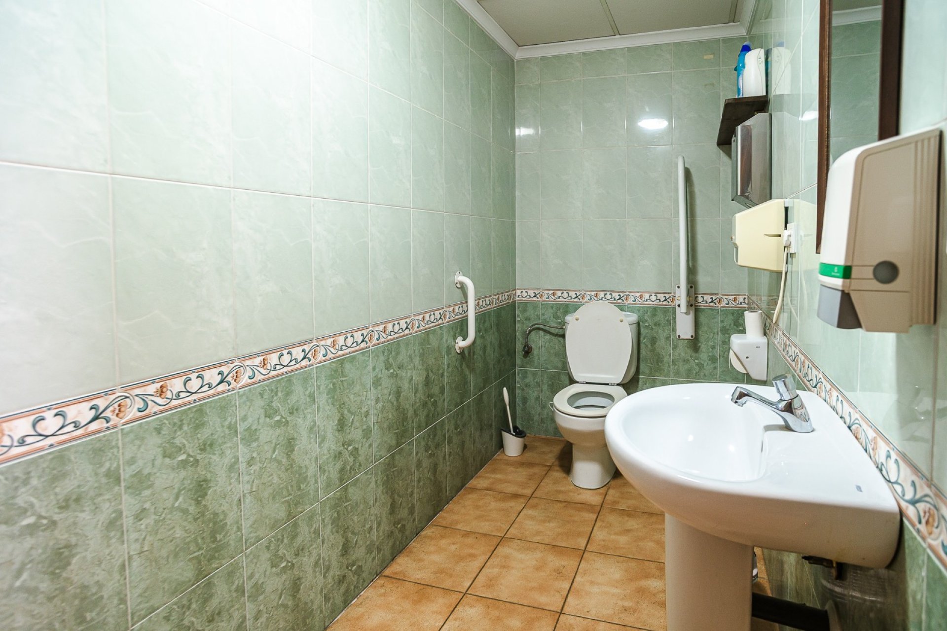 Reventa - Comercial -
Torrevieja - La veleta