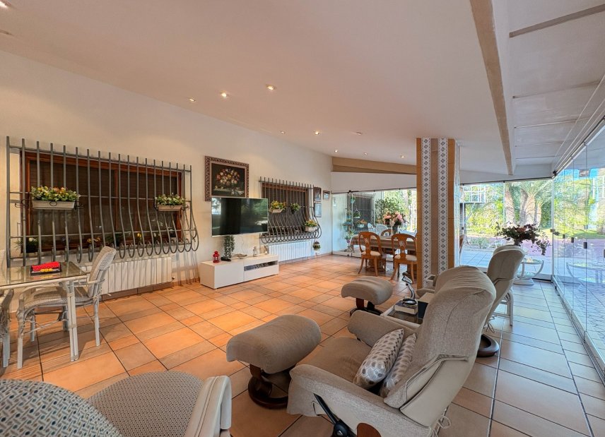 Reventa - Country House -
Elche - Altzabares Alto