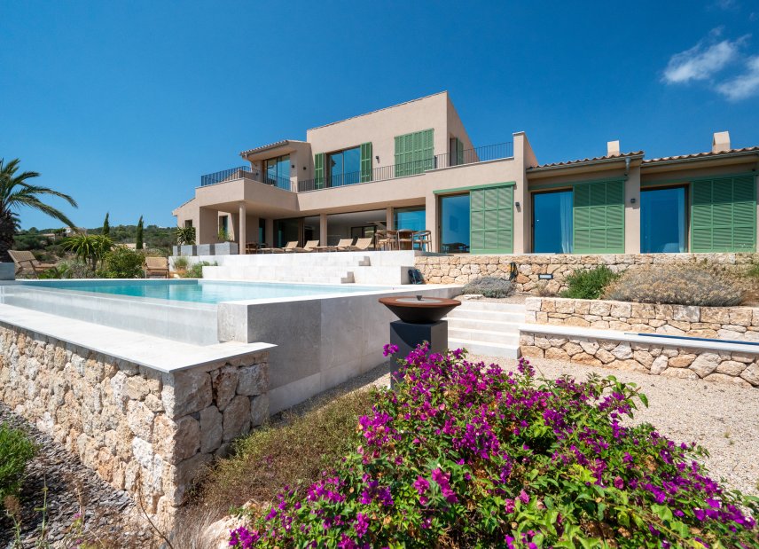 Reventa - Country House -
Palma - Urbanización Puntiró