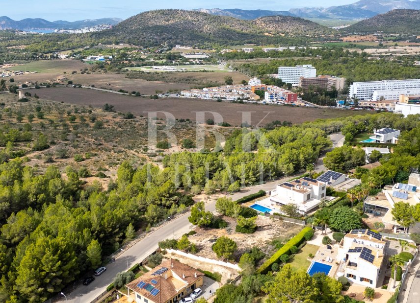 Reventa - Land -
Calvià - Cala Vinyes