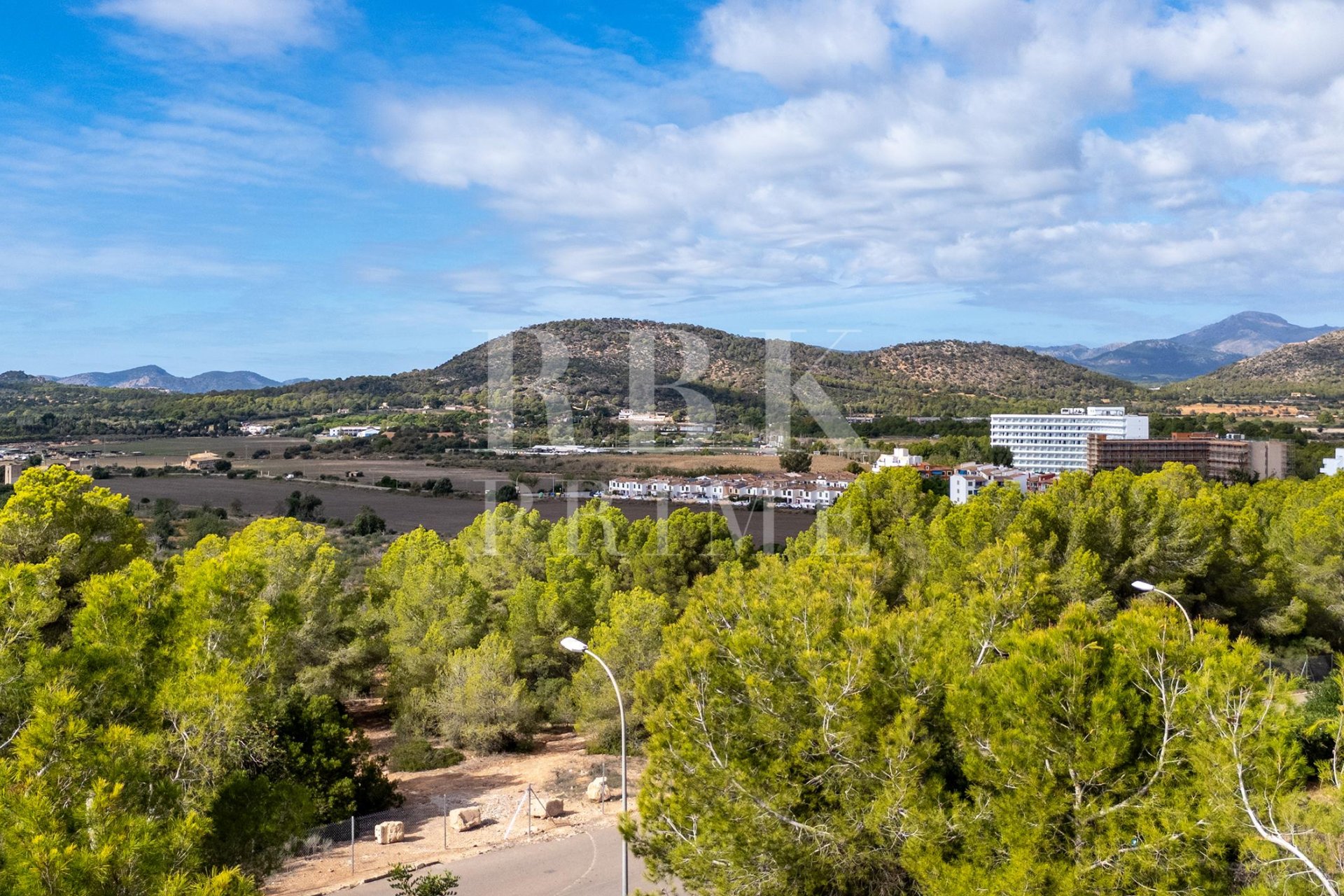 Reventa - Land -
Calvià - Cala Vinyes