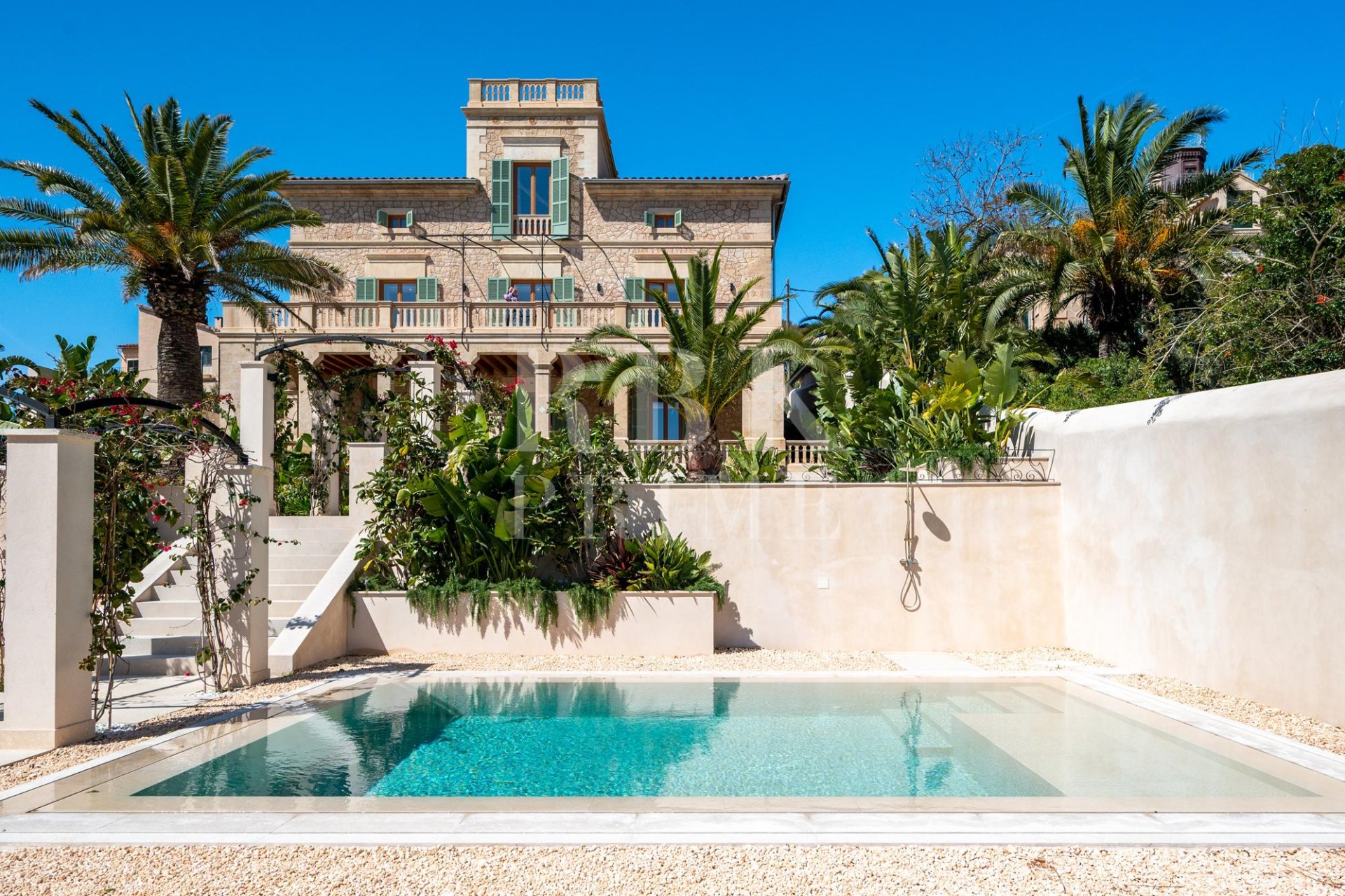 Reventa - Palace -
Palma - El Terreno
