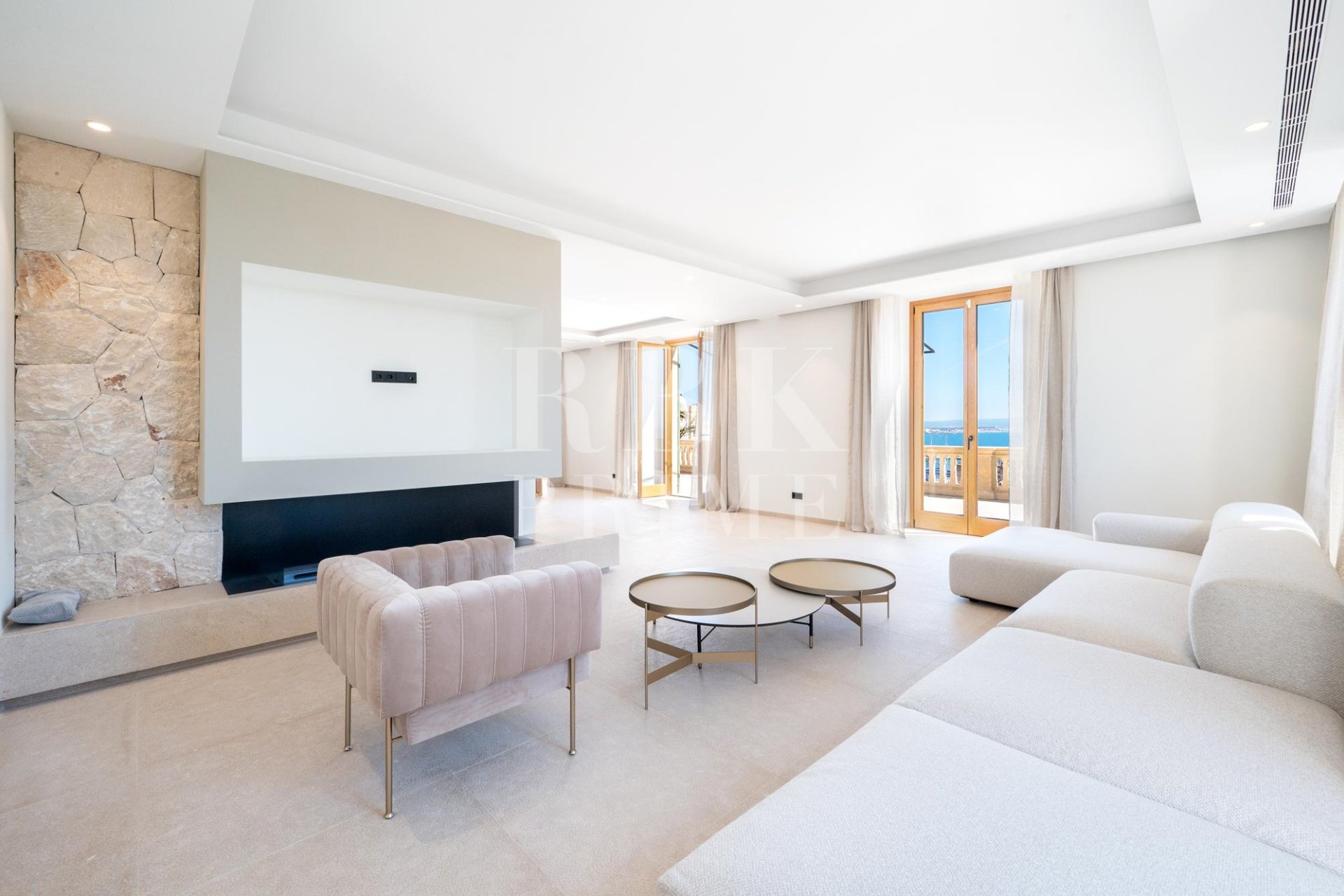 Reventa - Palace -
Palma - El Terreno
