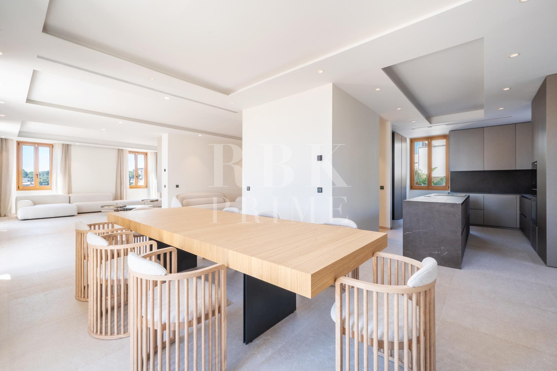 Reventa - Palace -
Palma - El Terreno