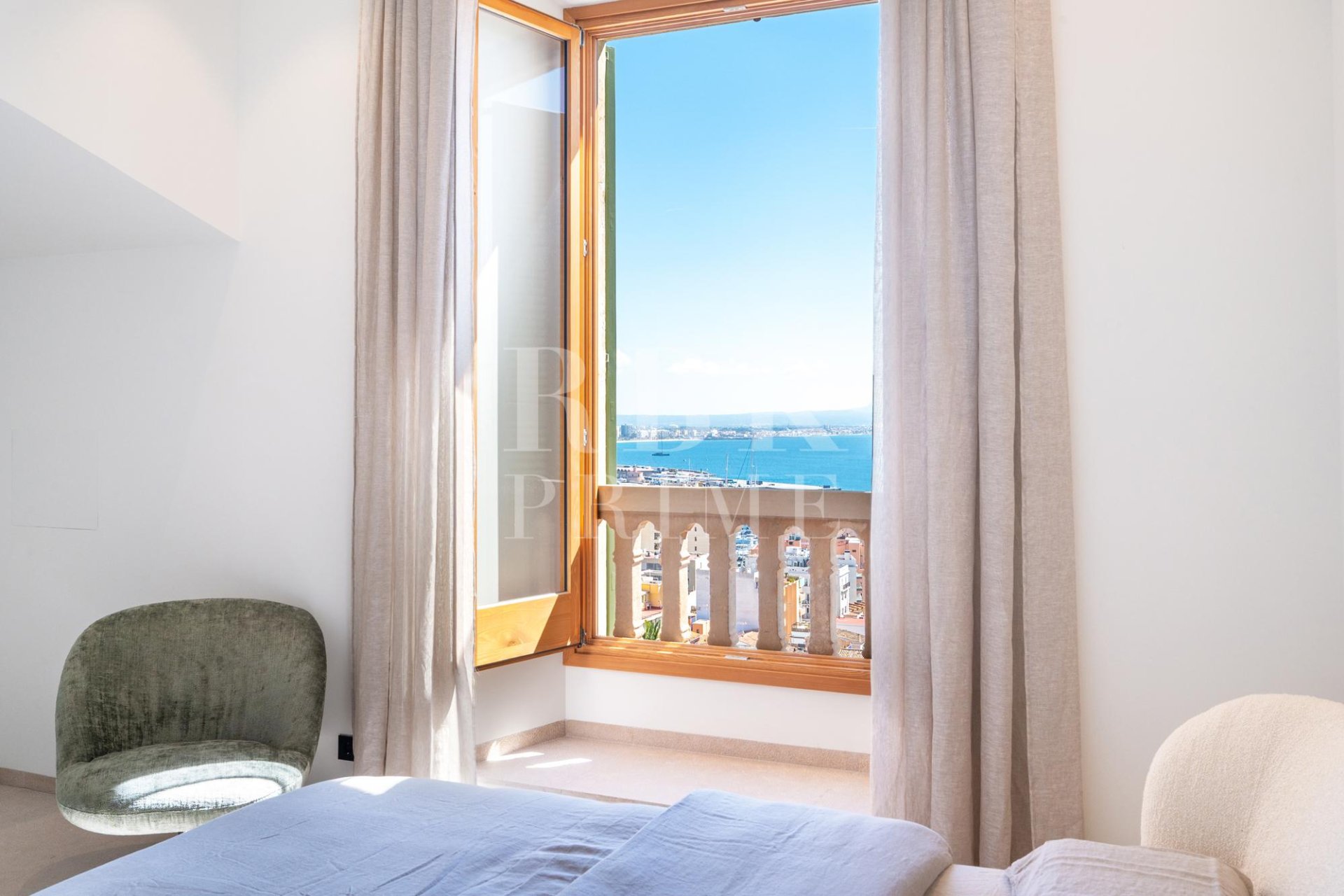 Reventa - Palace -
Palma - El Terreno