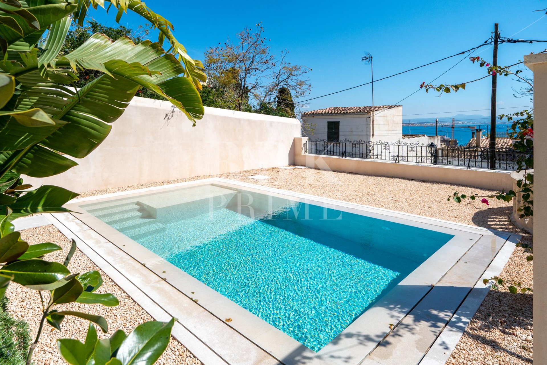 Reventa - Palace -
Palma - El Terreno