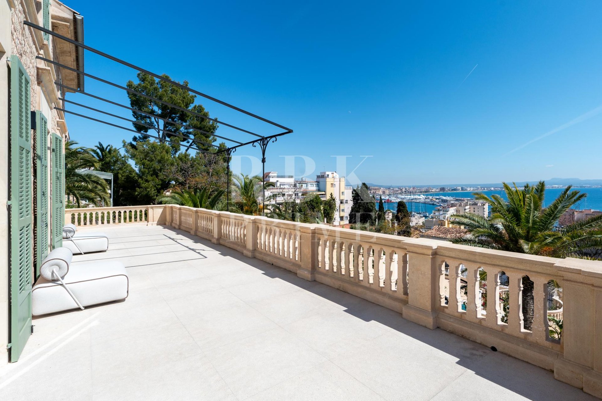 Reventa - Palace -
Palma - El Terreno