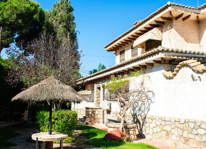 Reventa - Villa -
Alicante - Albufereta