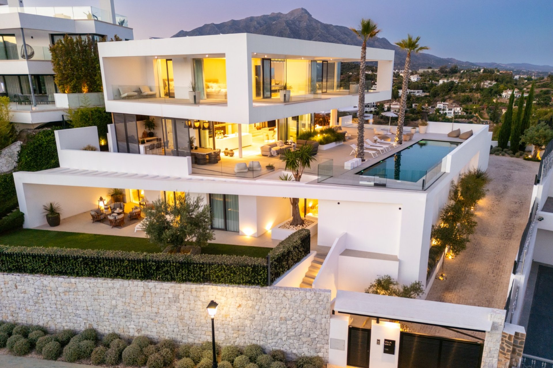 Reventa - Villa -
Benahavis - La Quinta