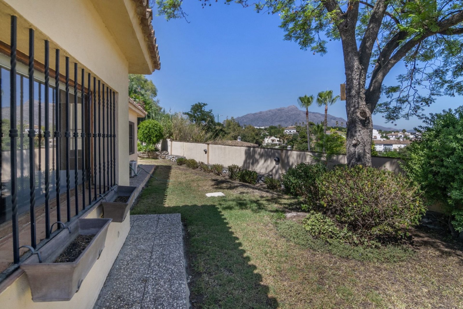Reventa - Villa -
Benahavis - La Quinta