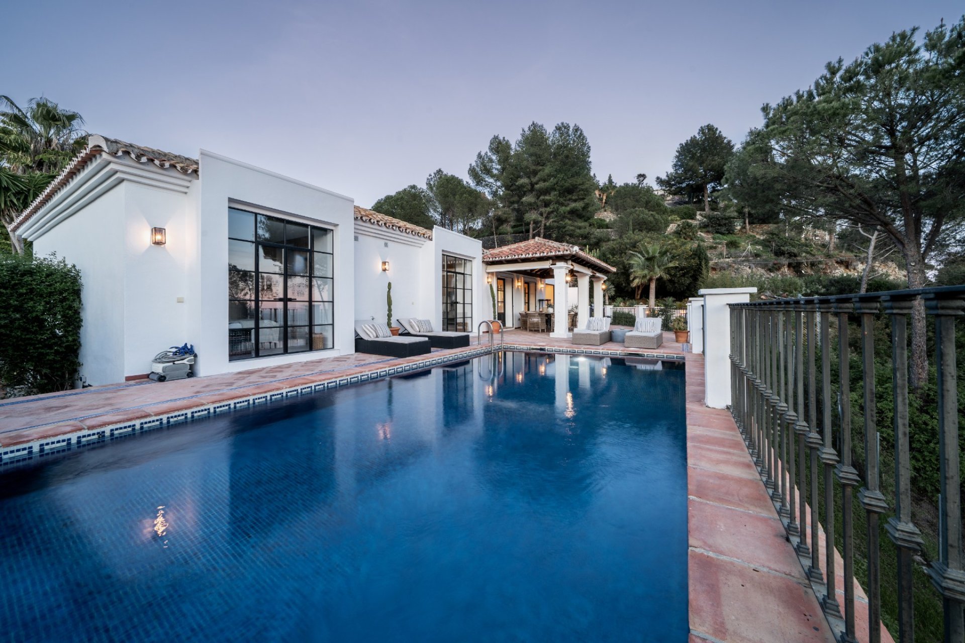 Reventa - Villa -
Benahavis