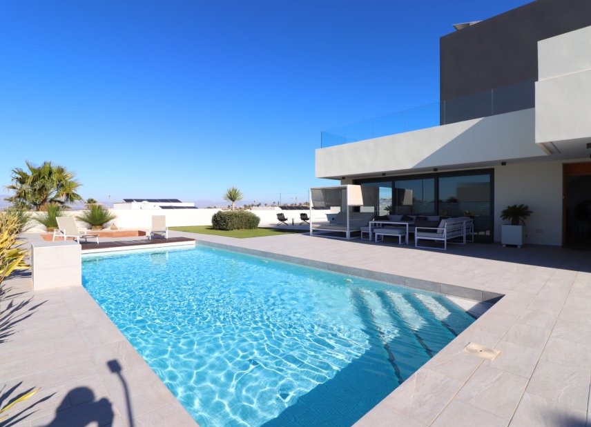 Reventa - Villa -
Benimar - Benimar III