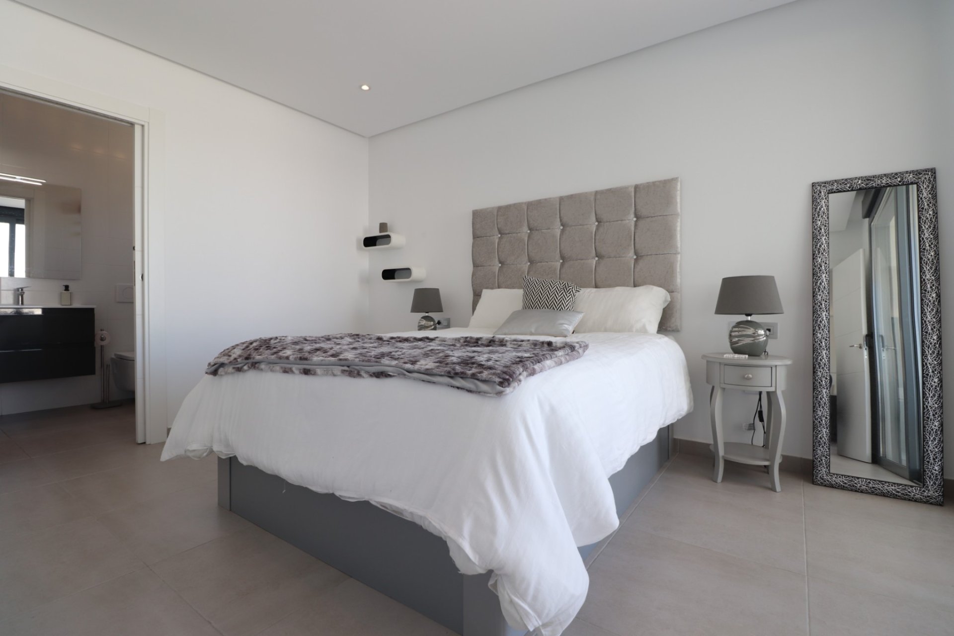 Reventa - Villa -
Benimar - Benimar III