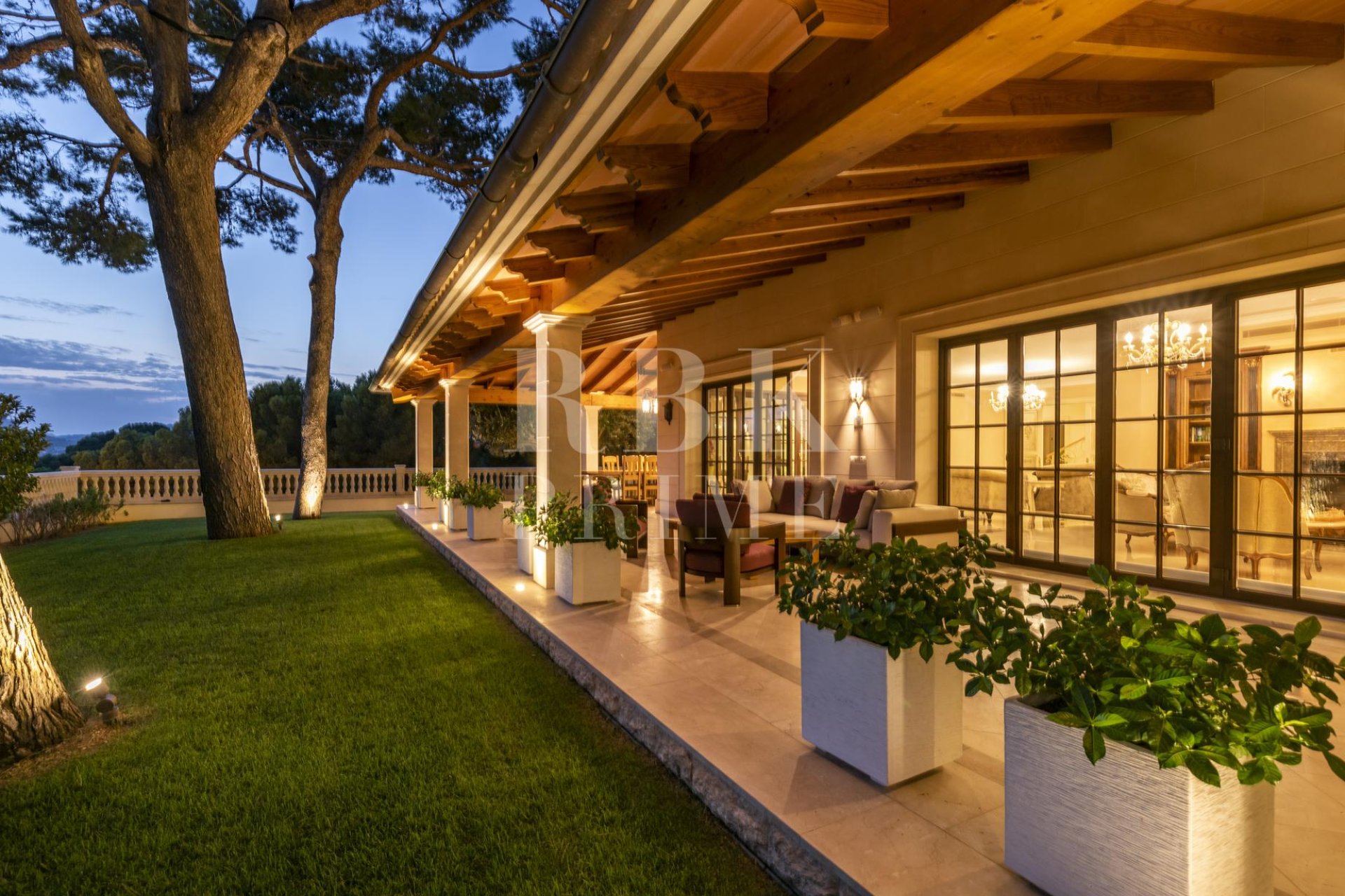 Reventa - Villa -
Calvià - Peguera