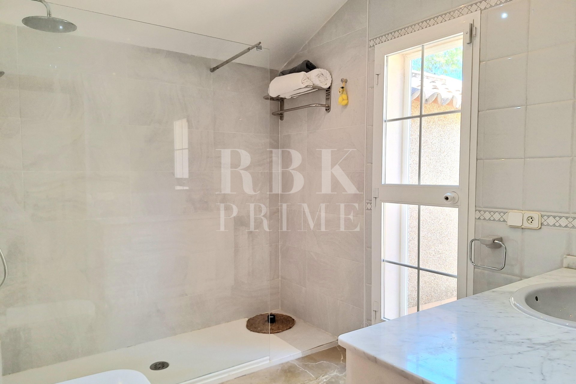 Reventa - Villa -
Calvià - Peguera