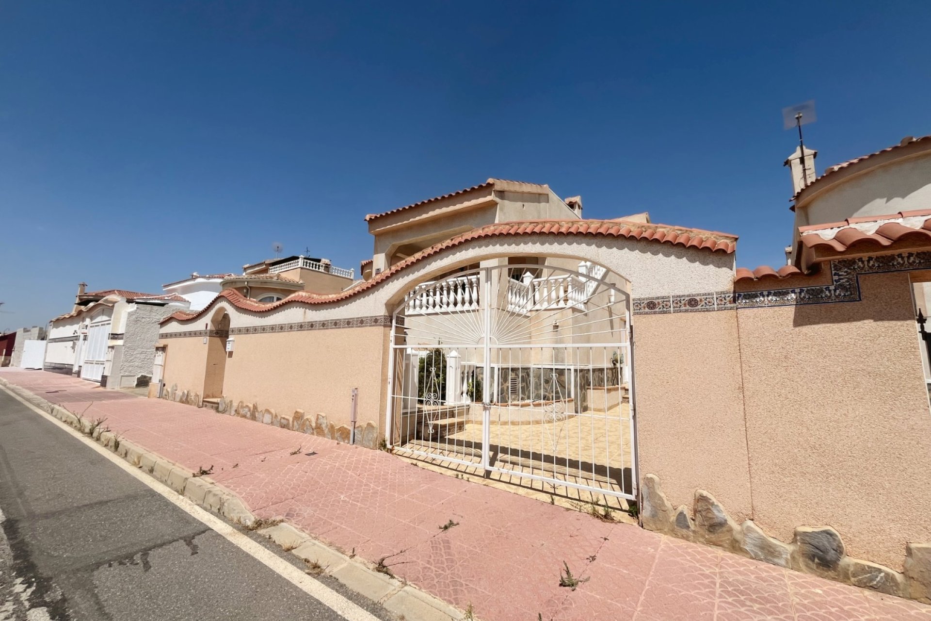 Reventa - Villa -
Ciudad Quesada - Airstrip