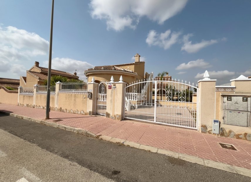 Reventa - Villa -
Ciudad Quesada - Airstrip